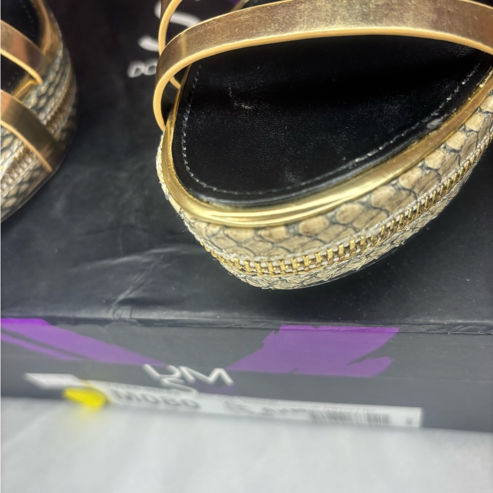 Donald J. Pliner Gold and Black Heels - Picture 5 of 15
